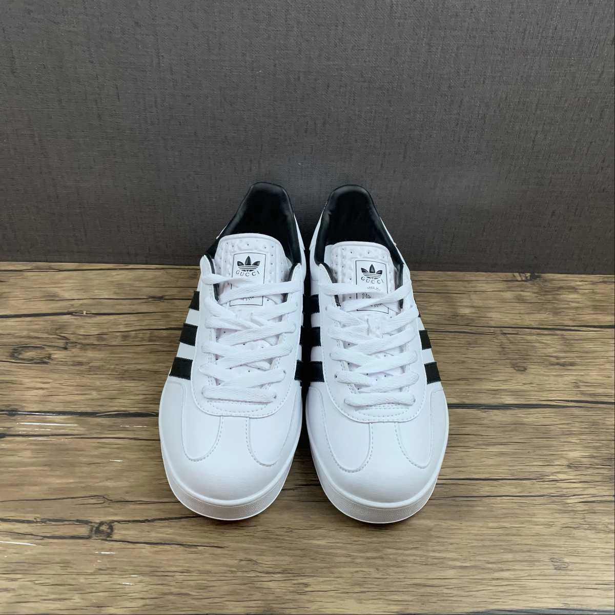 Daily Comfort barefoot - style shoes Adidas x Gucci Gazelle White Black