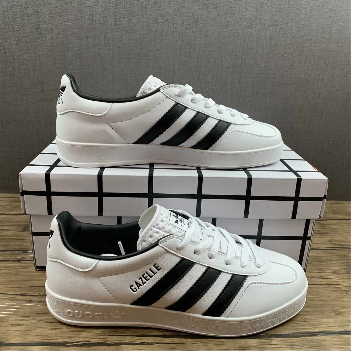 Adidas x Gucci Gazelle White Black clearance Solar - powered